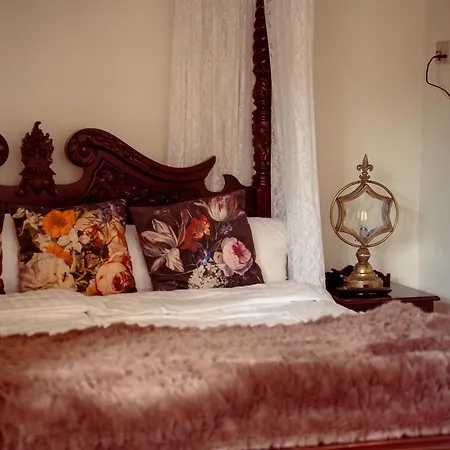 Boutique Postgarden Szálloda 4*